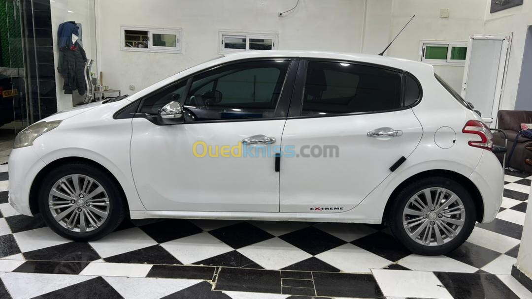 Peugeot 208 2015 Active