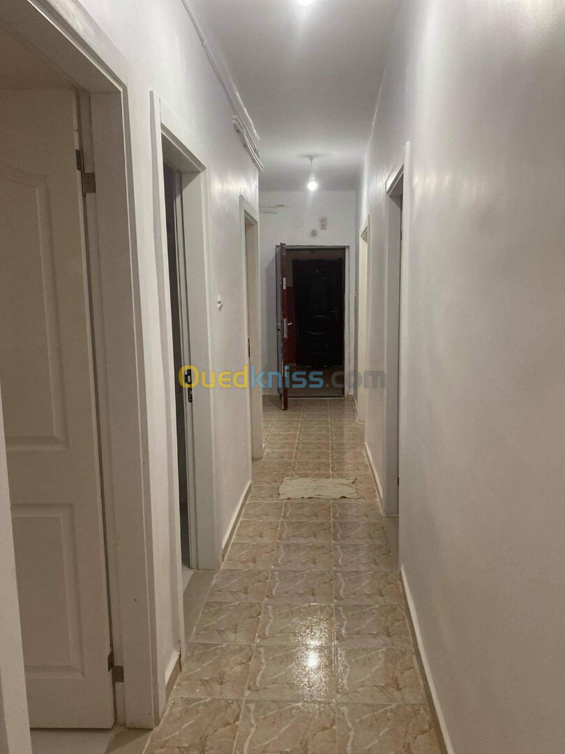 Location Appartement F4 Blida Bouinan