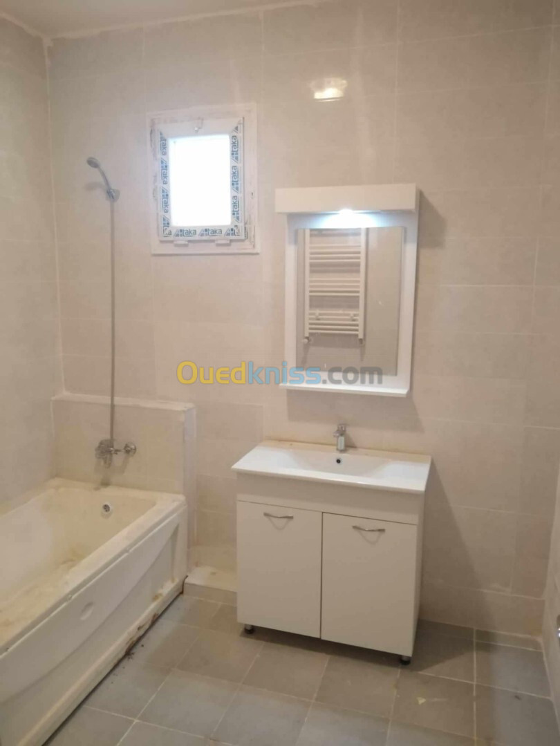 Location Appartement F5 Alger Zeralda