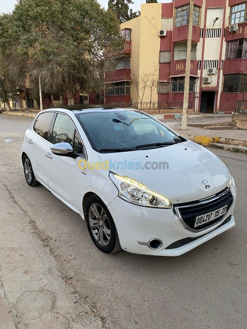 Peugeot 208 2015 Allure