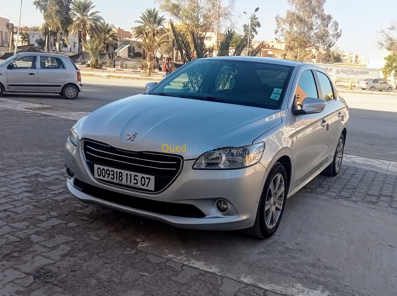 Peugeot 301 2015 pack luxe 