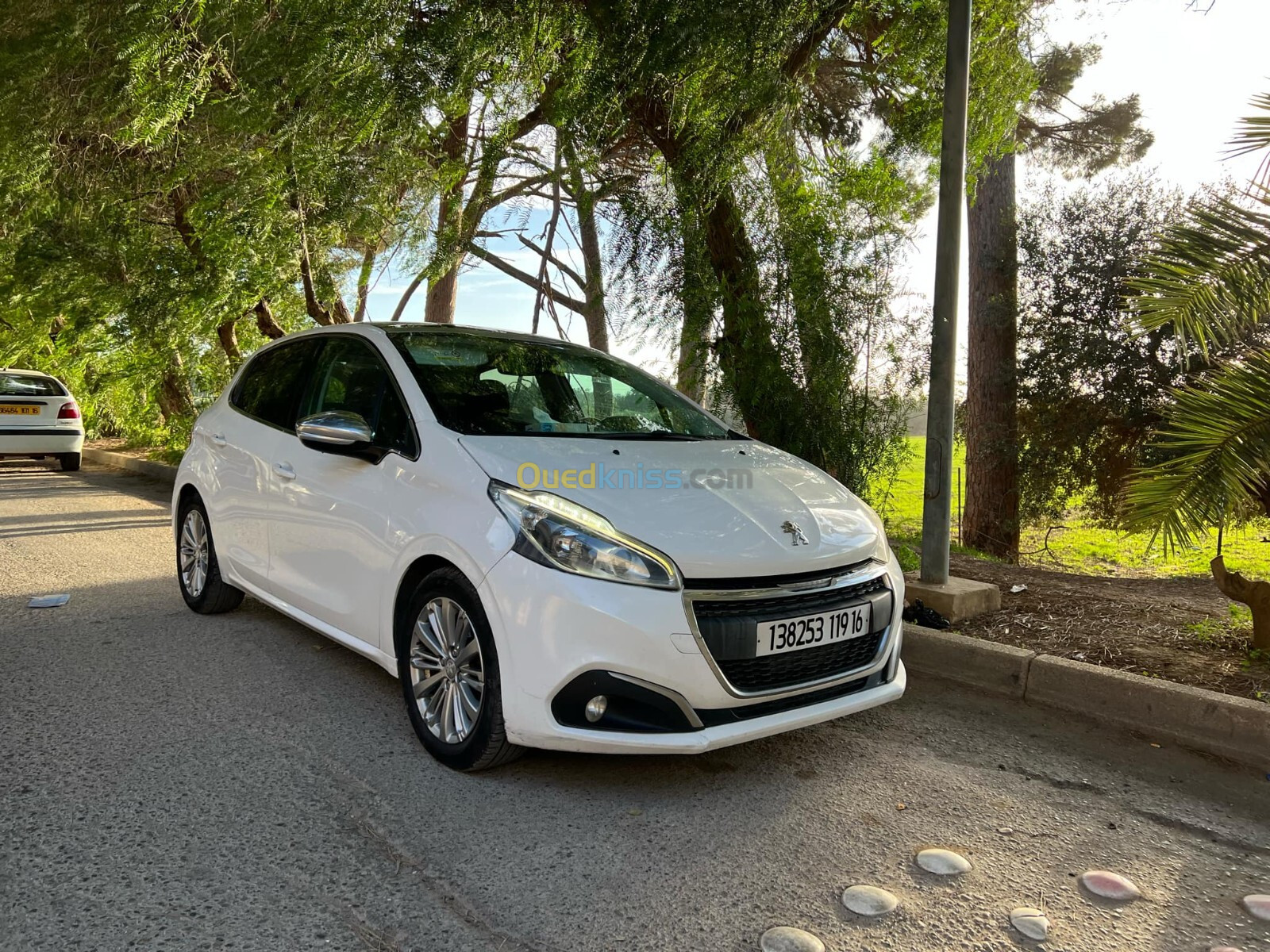 Peugeot 208 2019 Allure Facelift