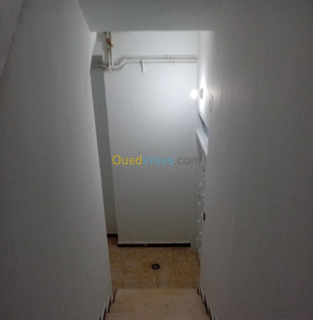 Location Appartement F5 Alger Bouzareah