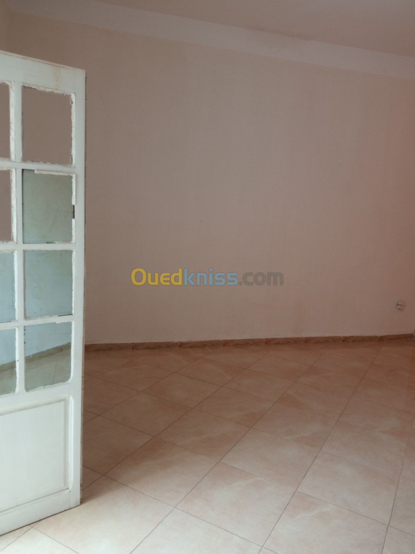 Location Niveau De Villa F3 Alger Bordj el kiffan