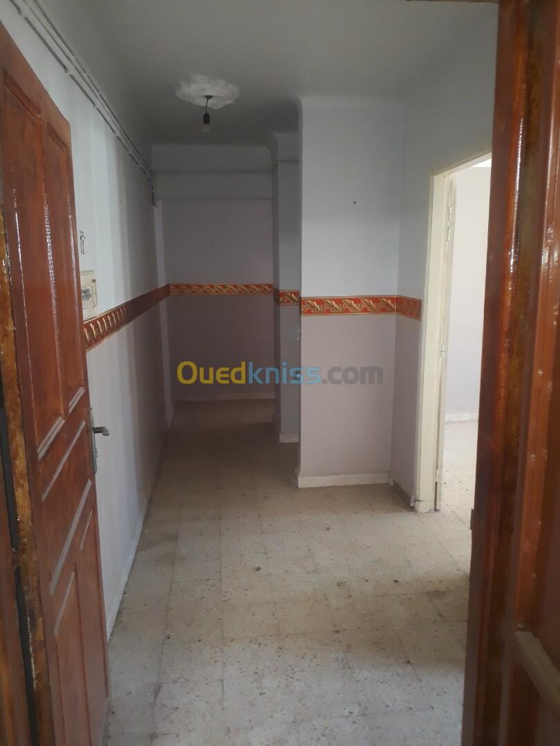 Location Appartement F3 Alger Baba hassen