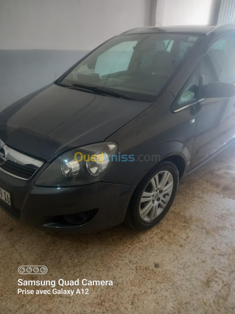 Opel Zafira 2009 