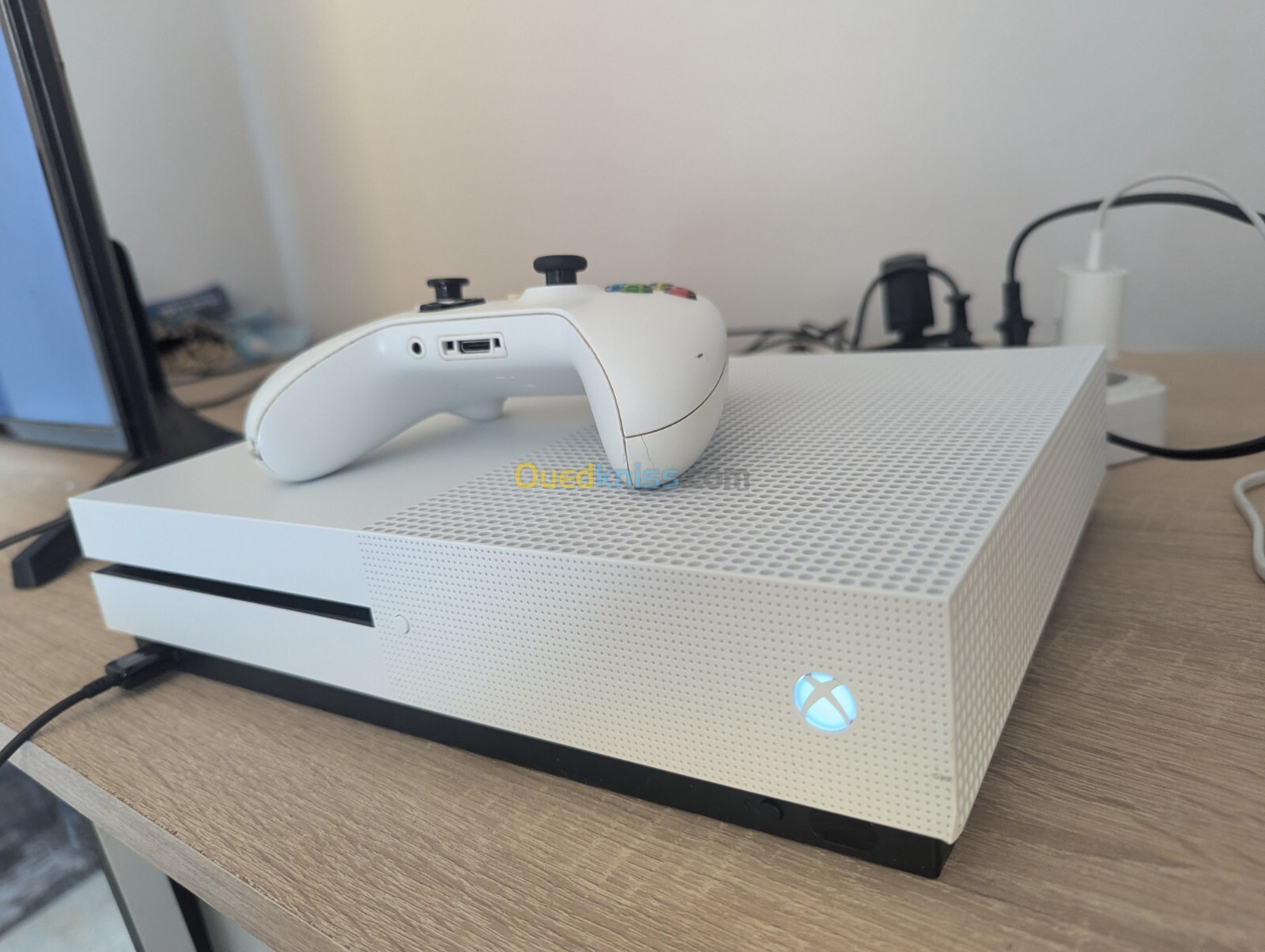 Xbox One S 1T 1 Manette 