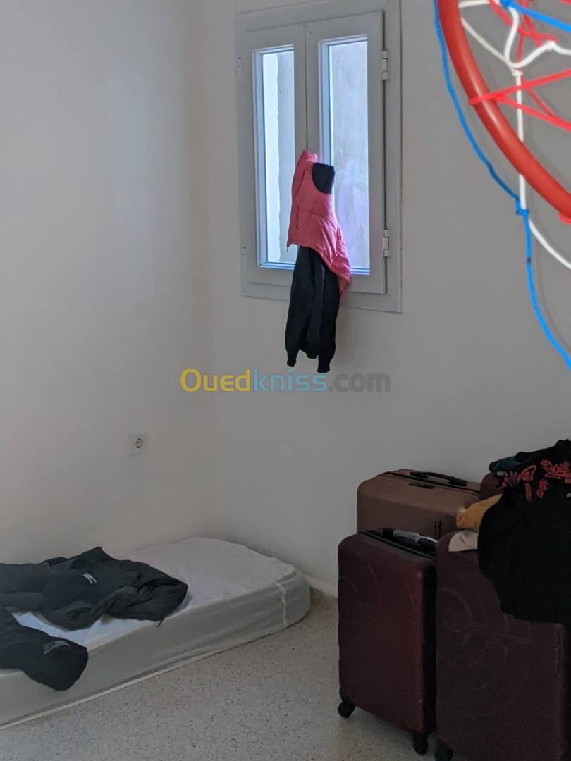 Vente Appartement F3 Ouargla Hassi messaoud