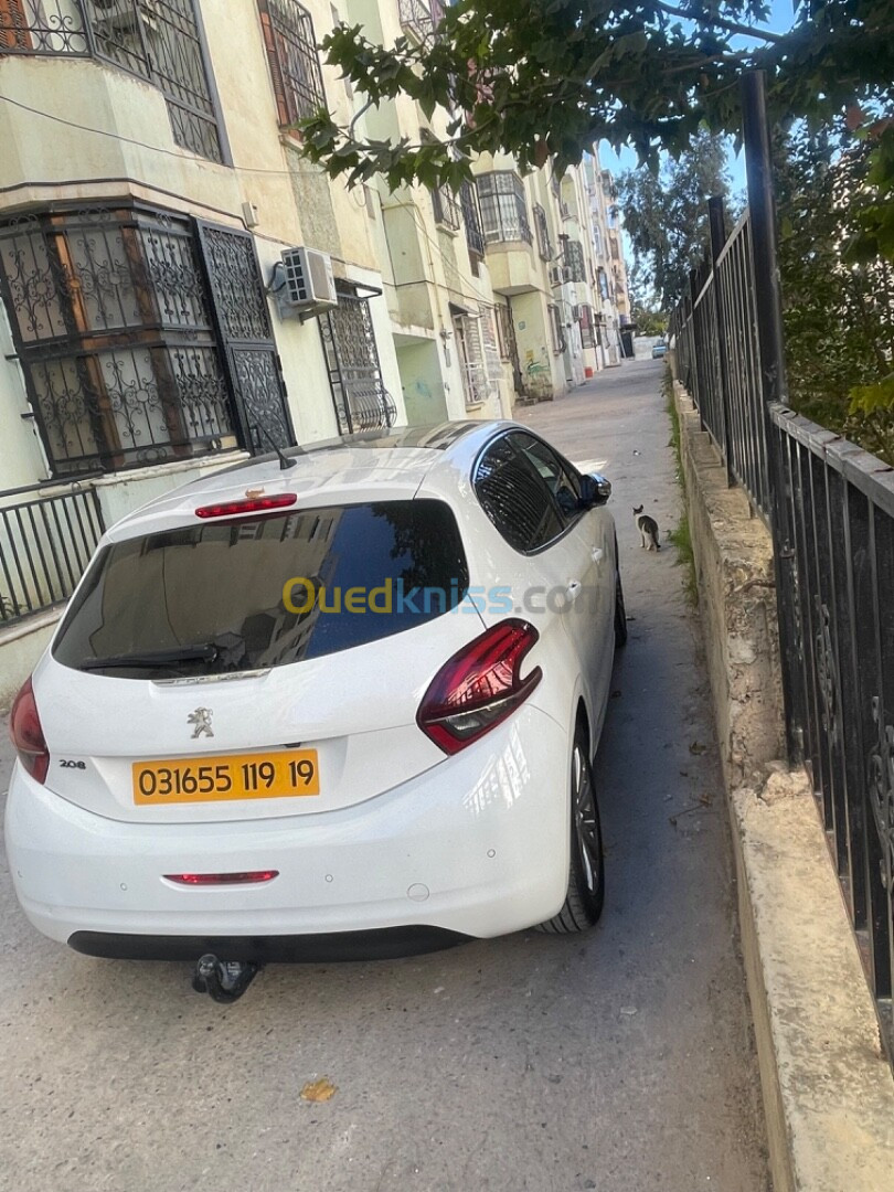 Peugeot 208 2019 Allure Facelift