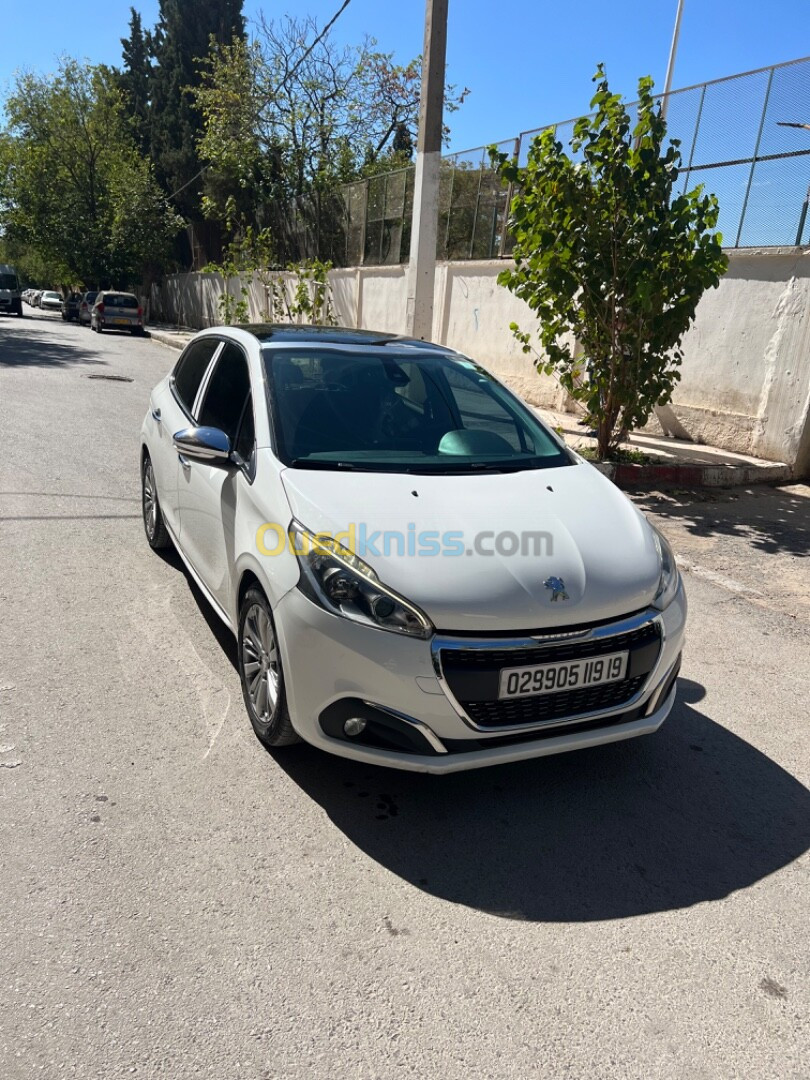 Peugeot 208 2019 Allure Facelift