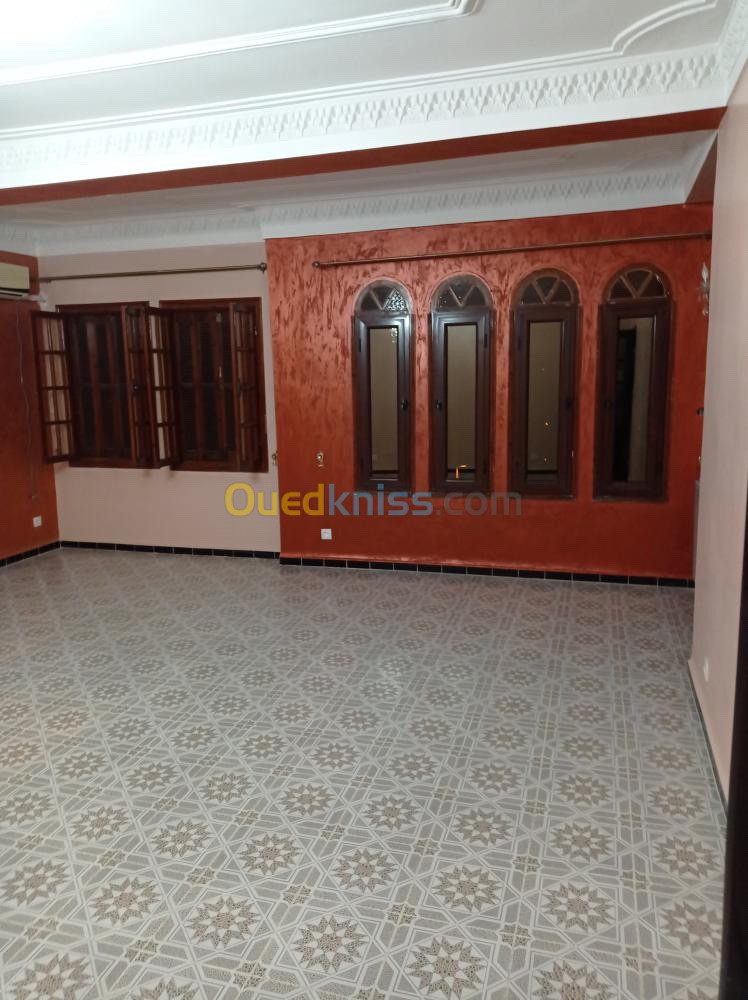 Location Niveau De Villa F5 Alger Ain naadja