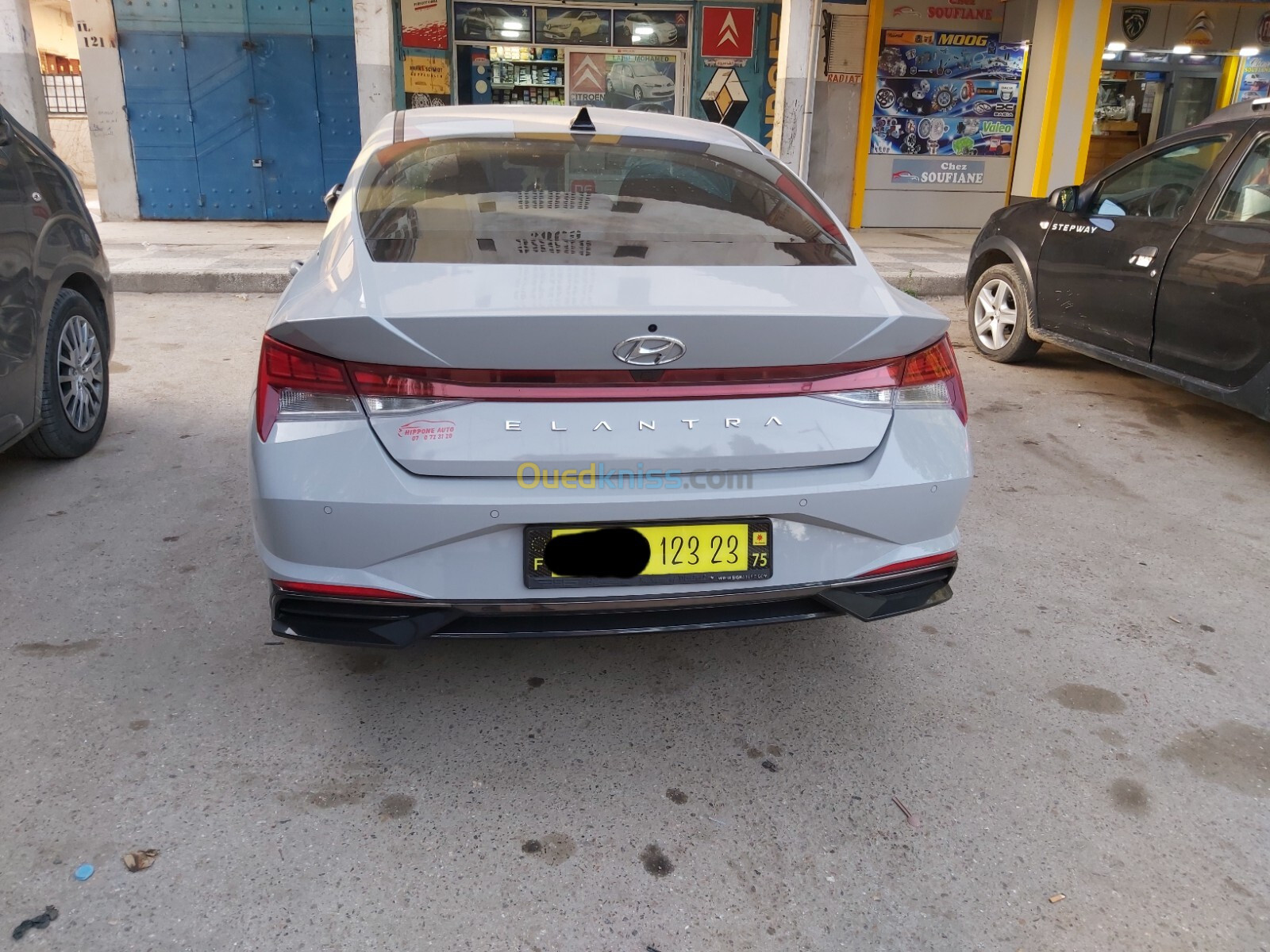 Hyundai Elantra 2023 