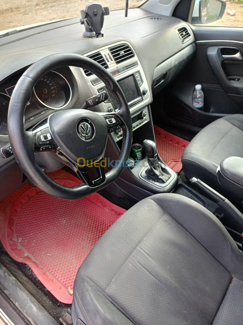 Volkswagen Polo 2015 Cara