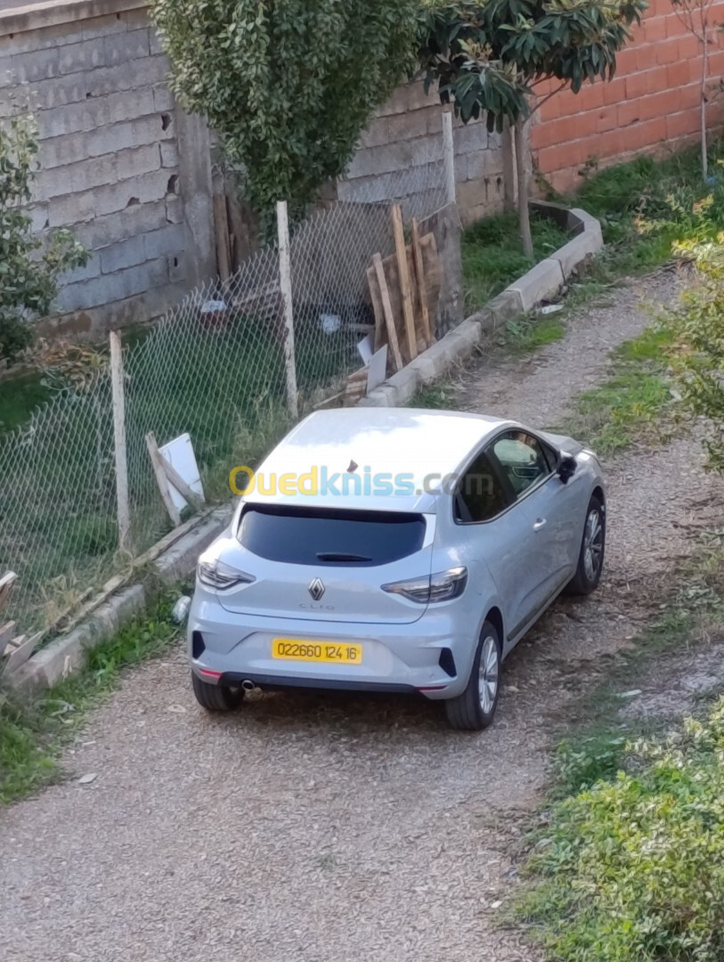 Renault Clio 5 2024 diesel gris nardo 2024 