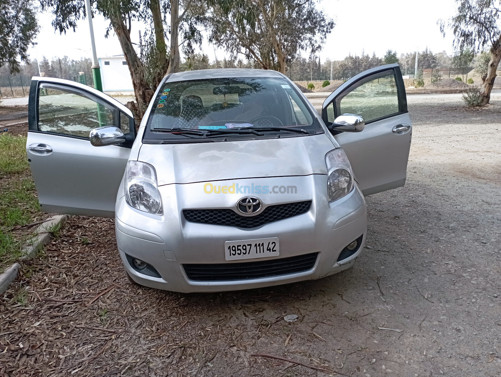 Toyota Yaris 2011 