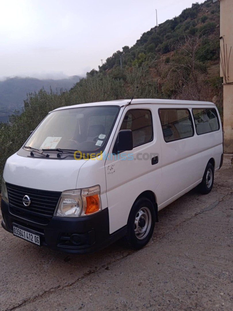 Nissan Urvan 2012