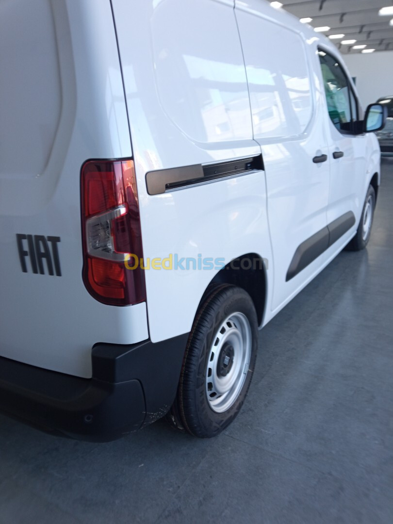 Fiat Doblo 2024 Doblo professionnel