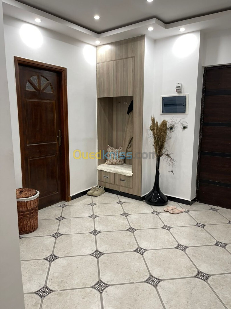 Location Appartement F3 Alger Birkhadem