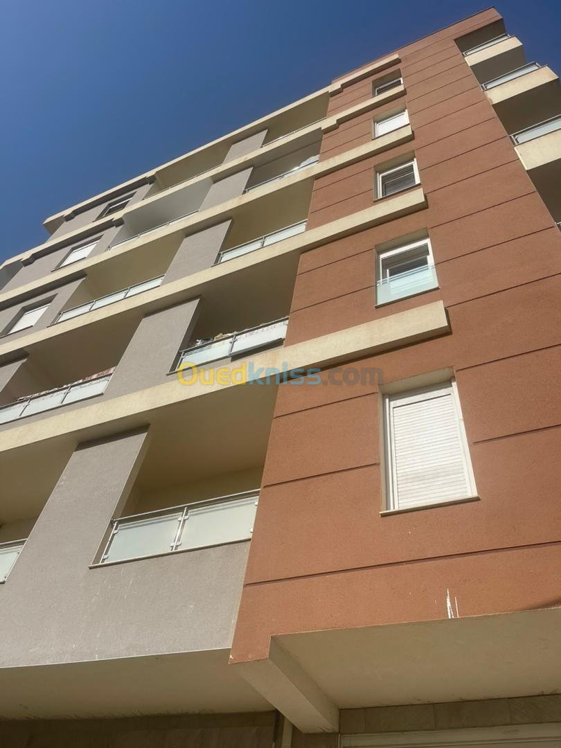 Vente Appartement F4 Alger Bordj el bahri