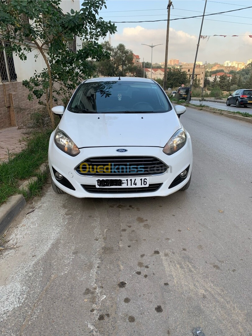 Ford Fiesta 2014 Titanium 