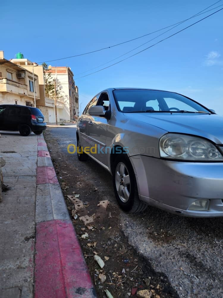 Chevrolet Optra 2011 