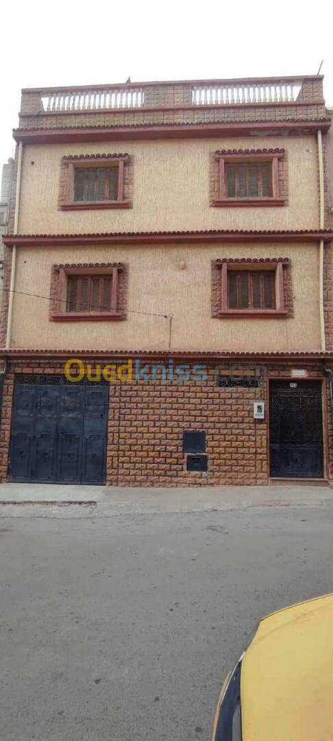 Vente Niveau De Villa F8 Mostaganem Mostaganem