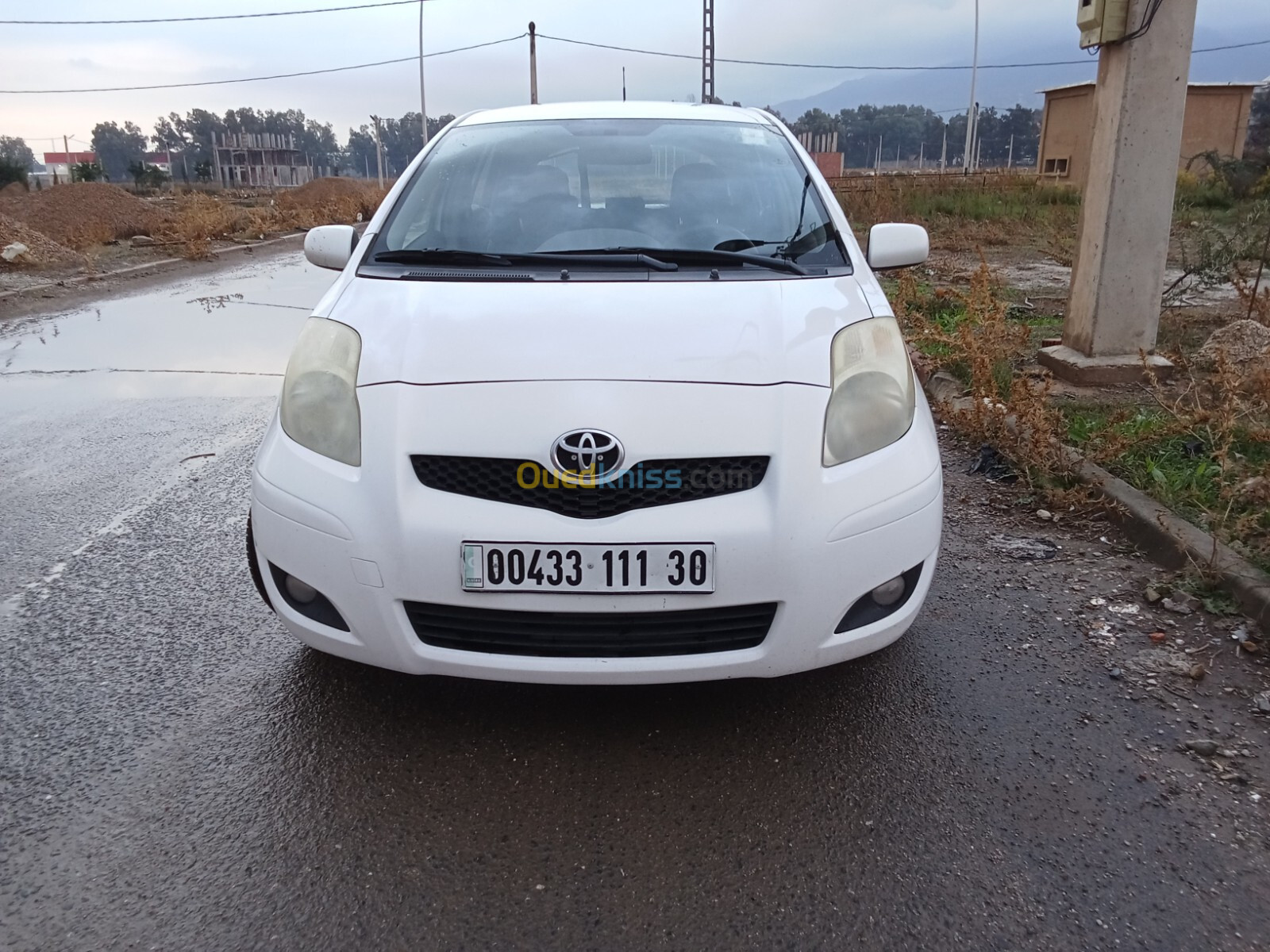 Toyota Yaris 2011 