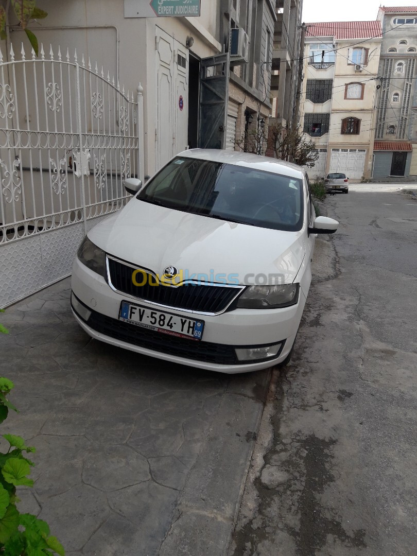 Skoda Rapid 2015 Edition