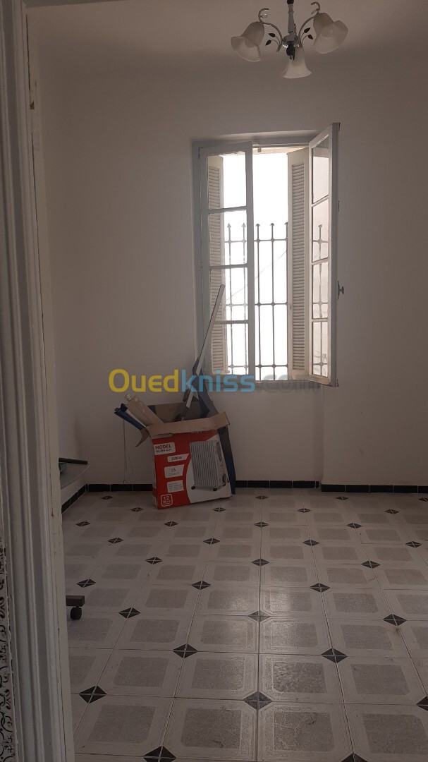 Location Niveau De Villa F4 Alger Kouba