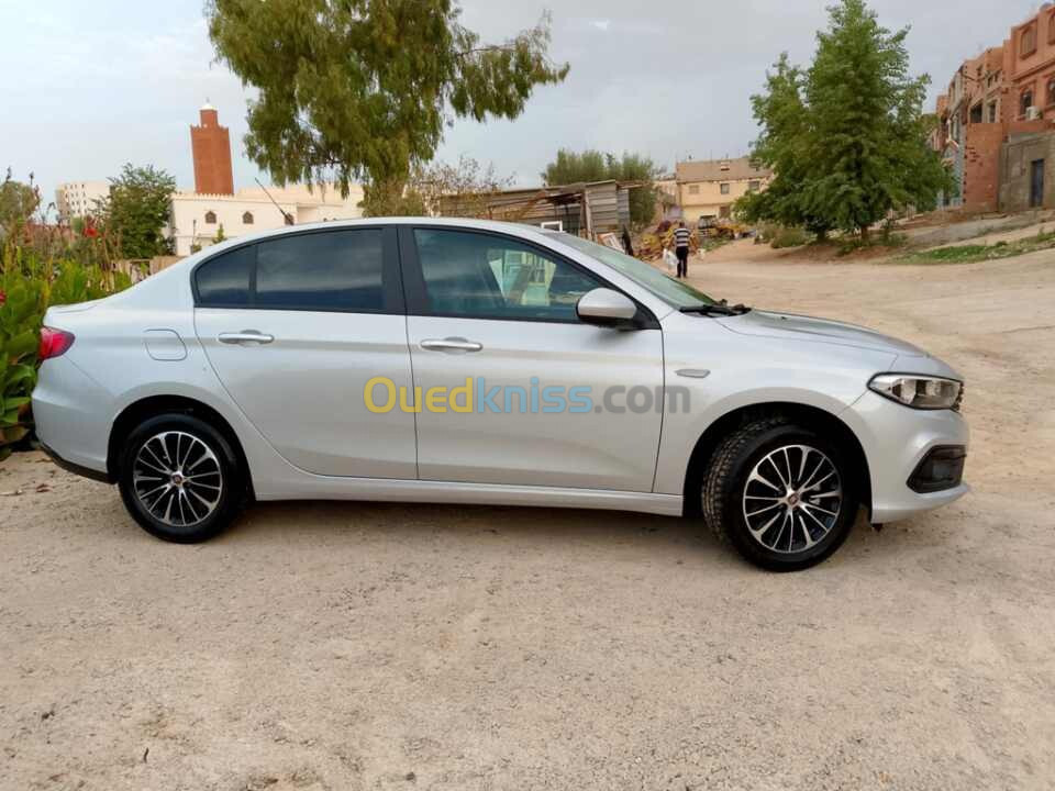 Fiat tipo 2023 city+