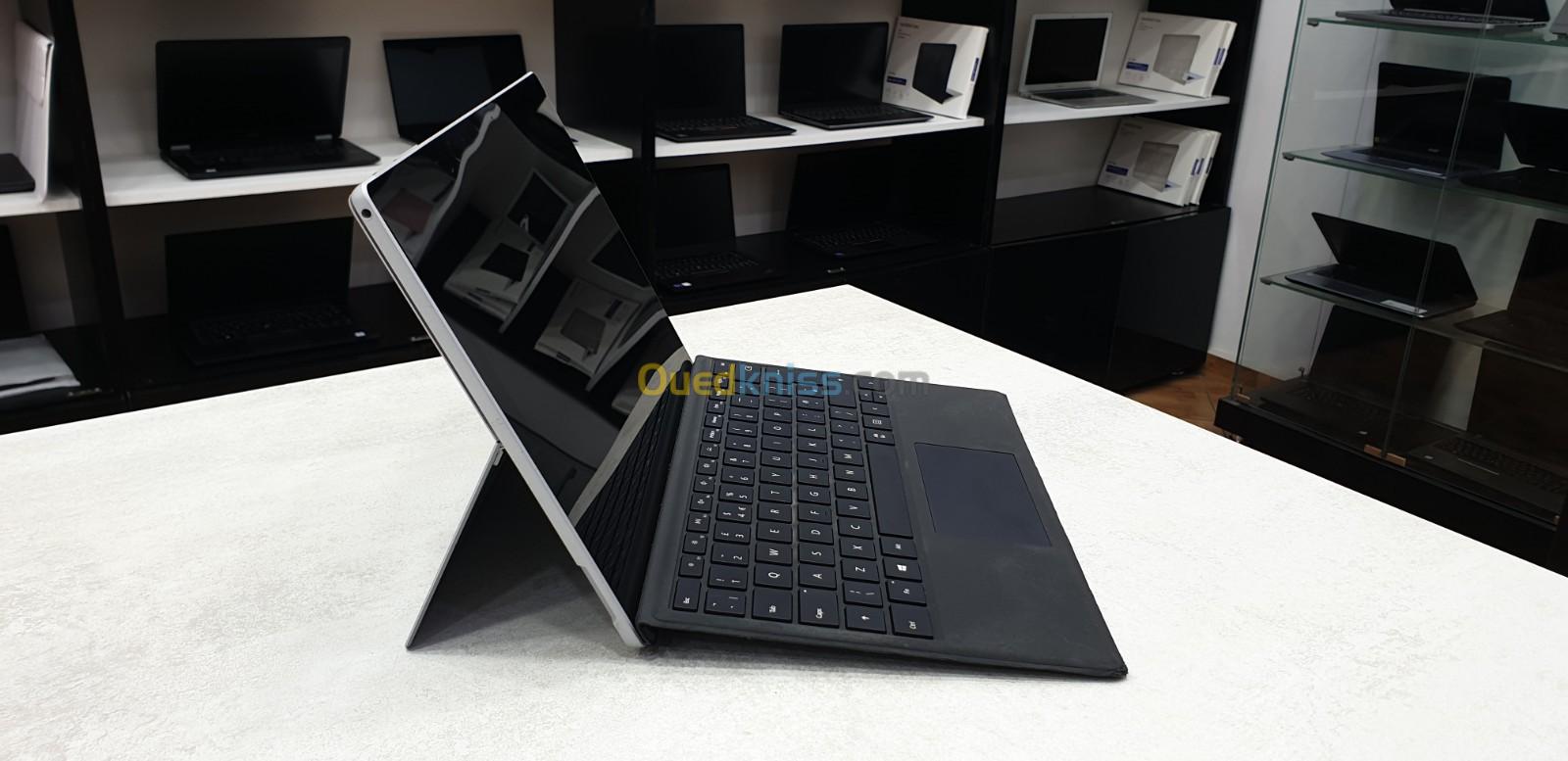 Microsoft surface pro 7 plus i7-1165G7 16Go 256SSD