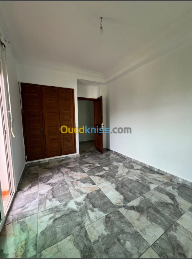 Location Appartement F4 Alger Cheraga