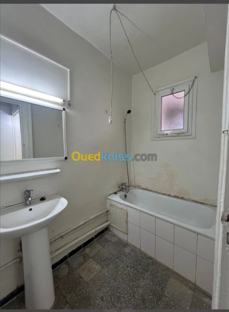 Location Appartement F3 Alger Cheraga