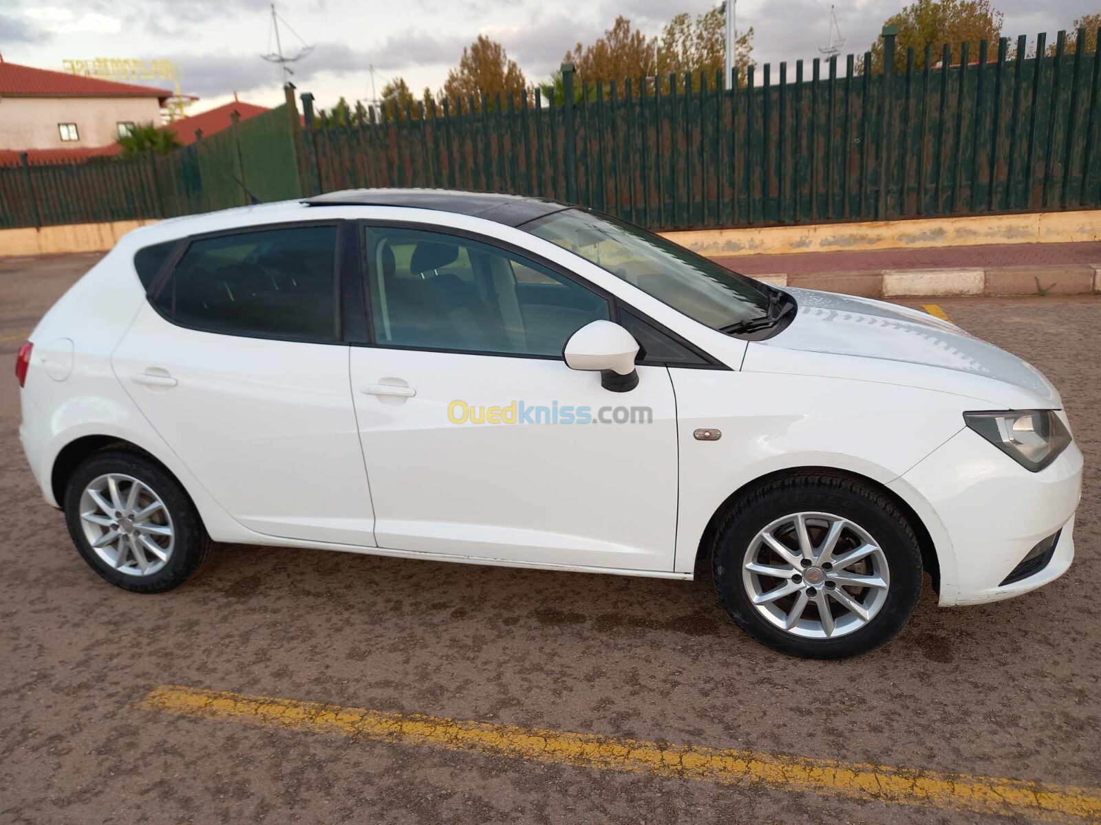 Seat Ibiza 2013 Fully +Toit ouvrant