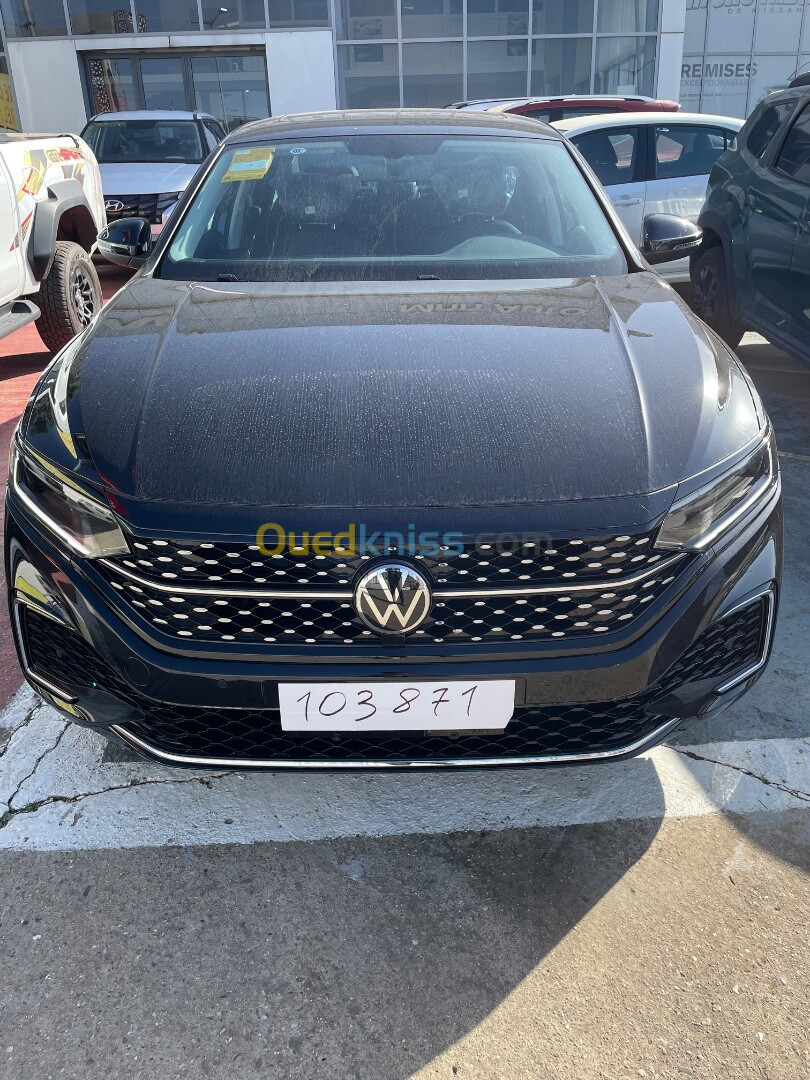 Volkswagen Passat 2024 