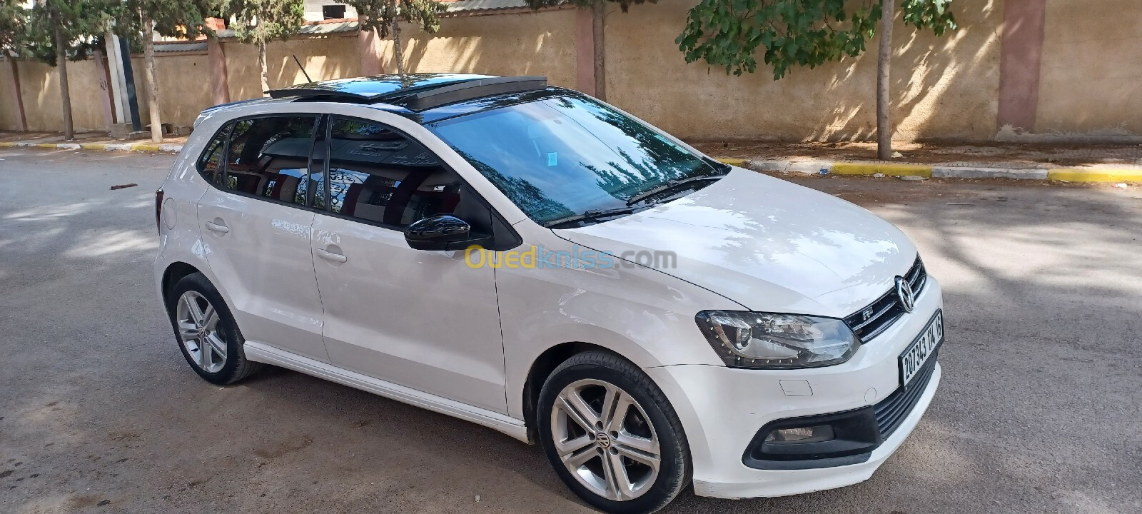 Volkswagen Polo 2014 R-line