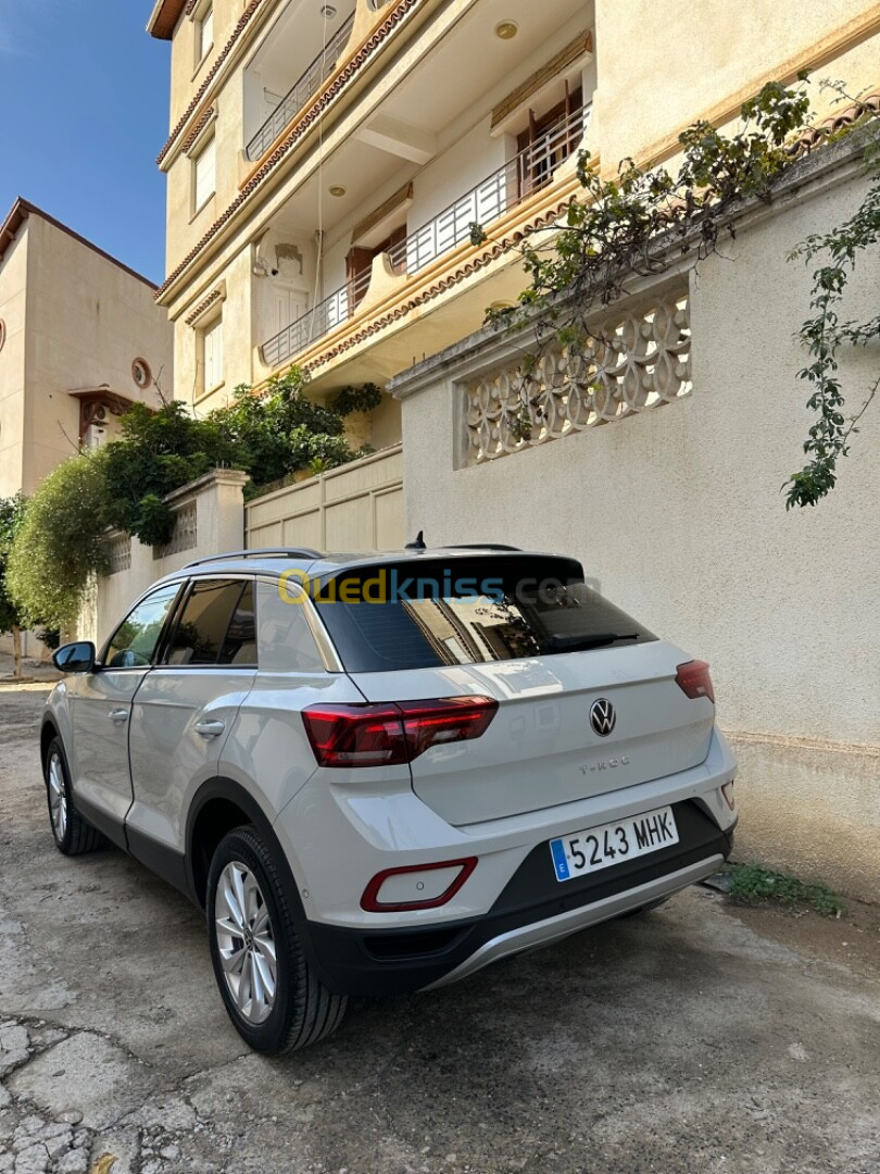 Volkswagen T-Roc 2023 Life