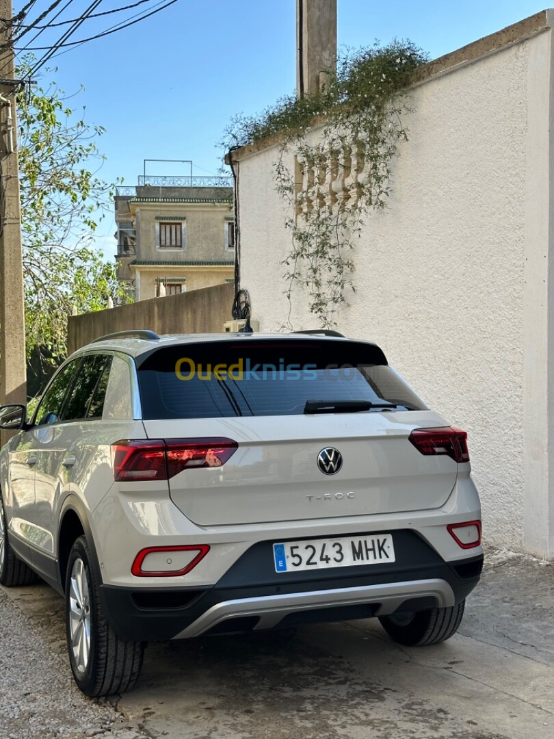 Volkswagen T-Roc 2023 Life