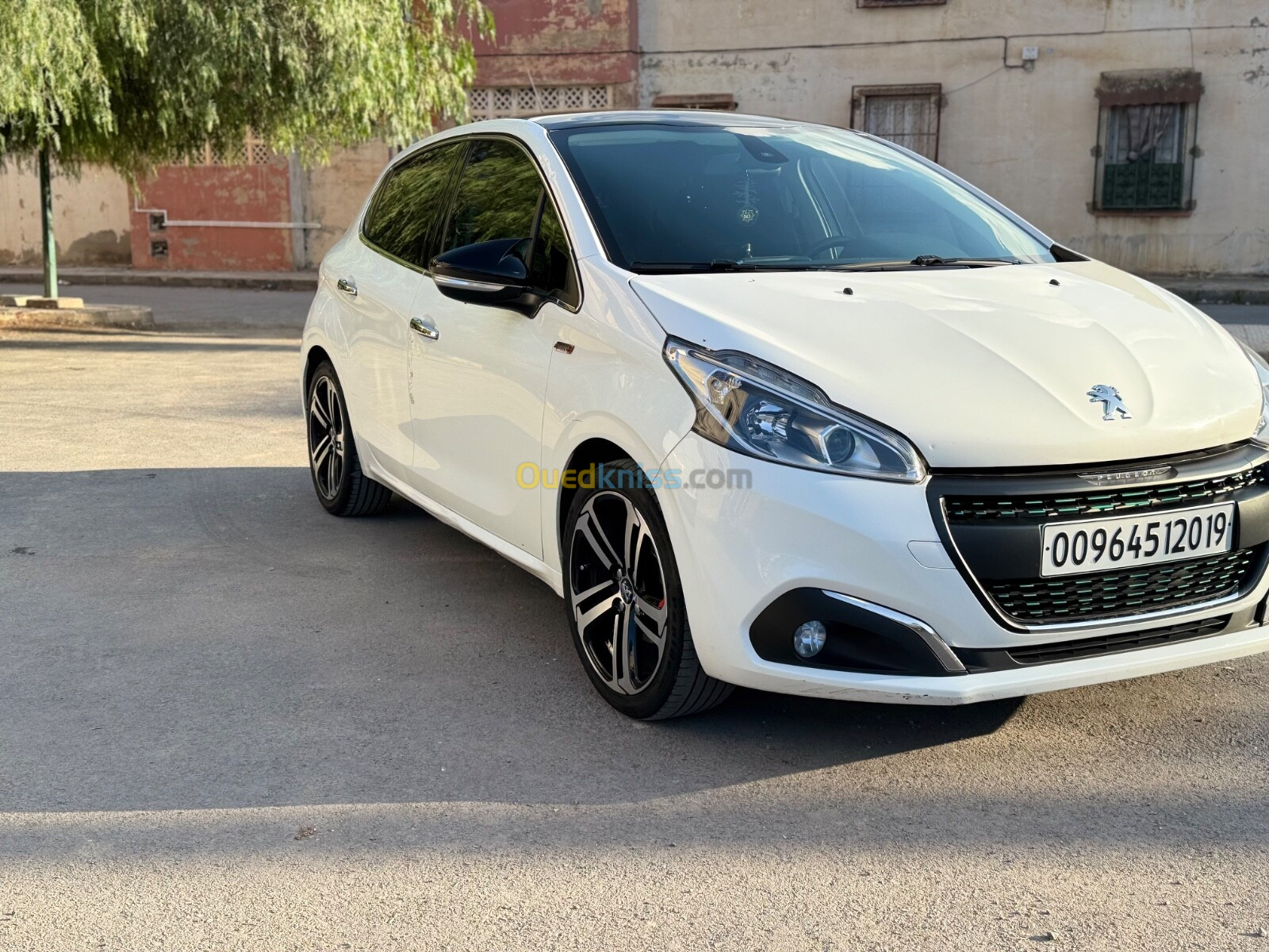 Peugeot 208 2020 Allure