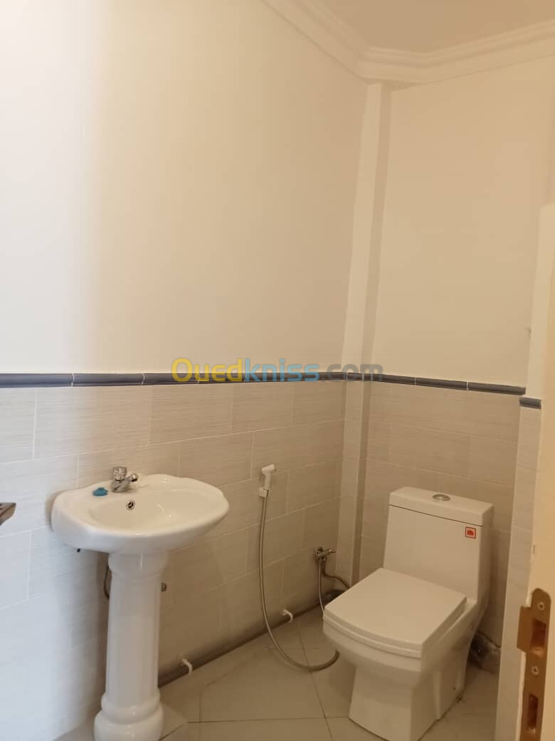 Location Appartement F4 Alger Birkhadem