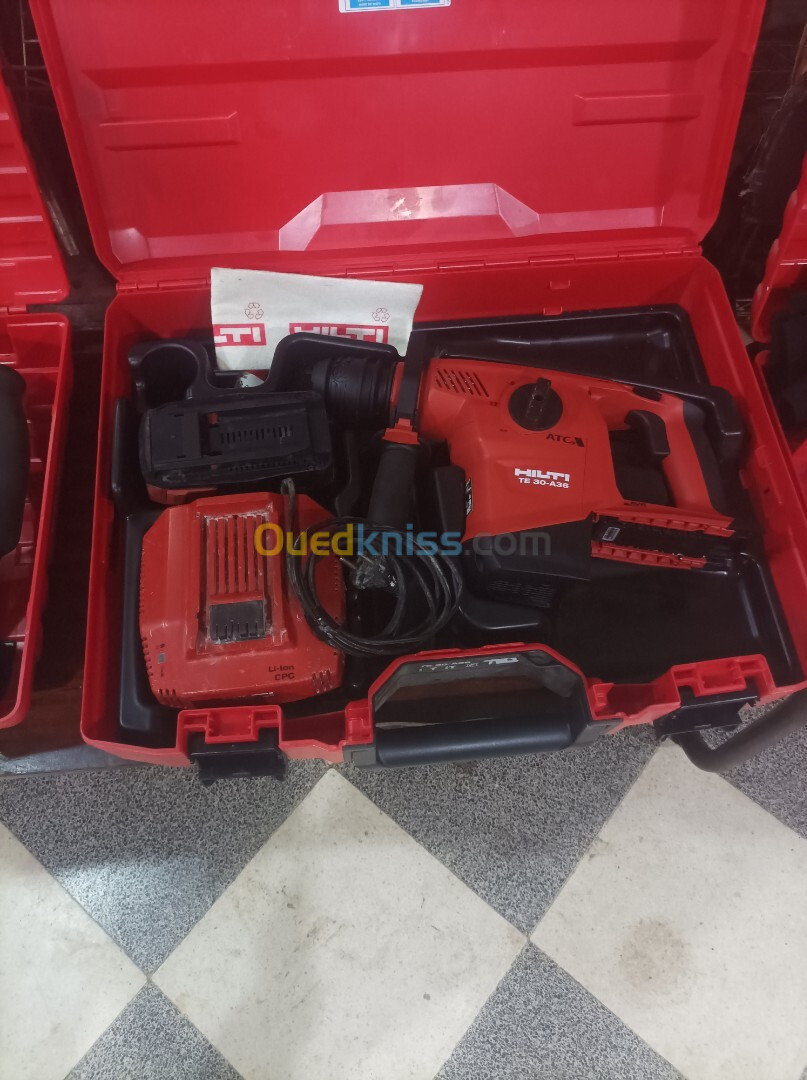 Lot  hilti neuf