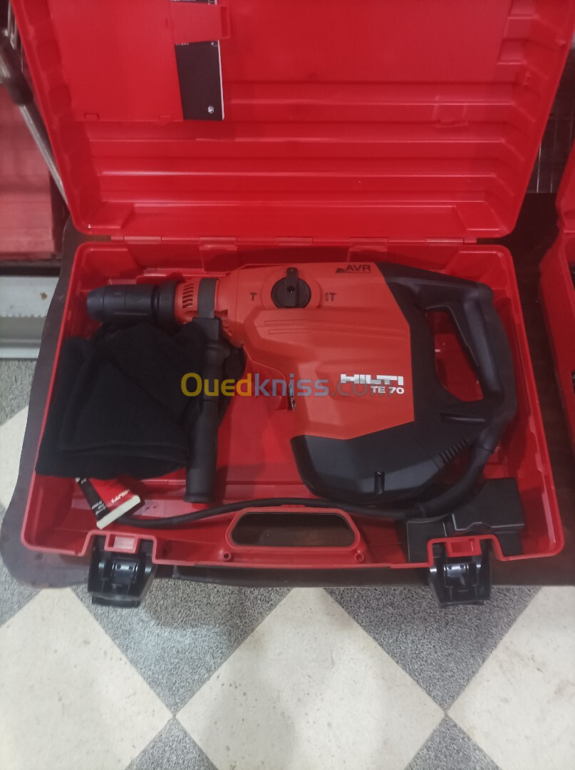 Lot  hilti neuf