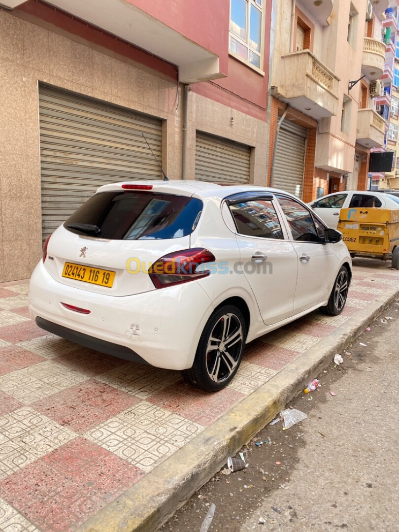 Peugeot 208 2016 Allure Facelift