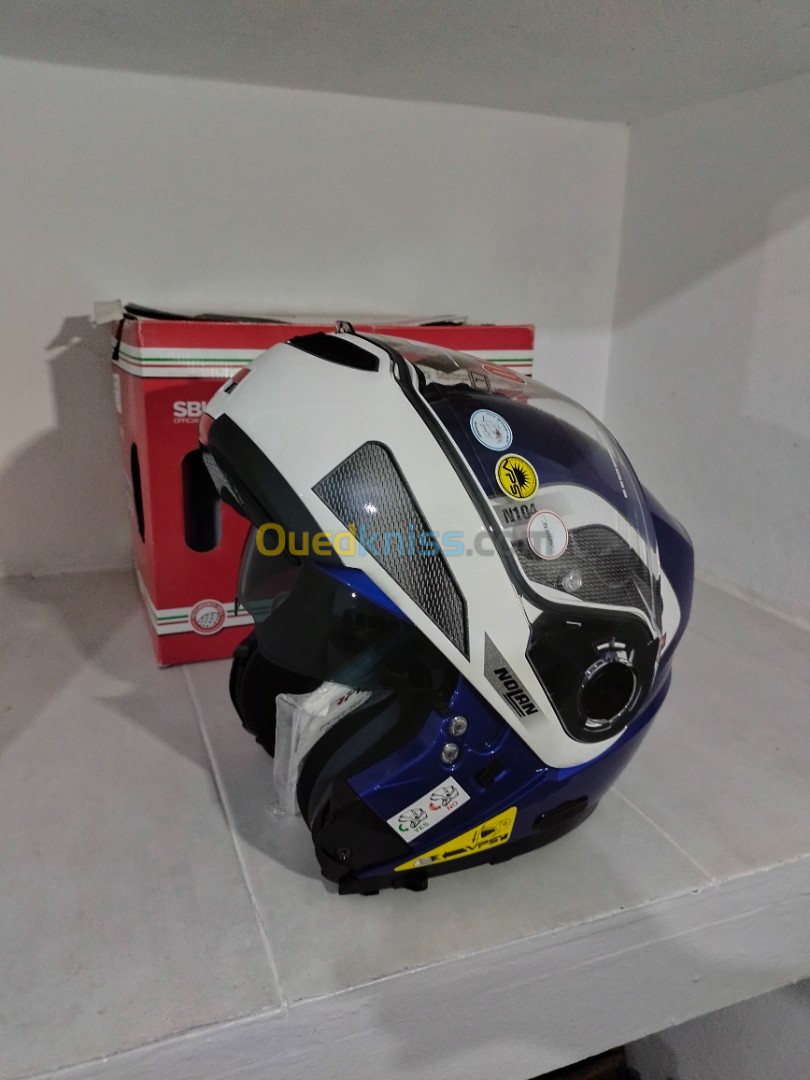 Casque moto 