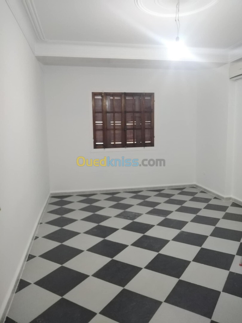 Location Niveau De Villa F4 Alger El achour