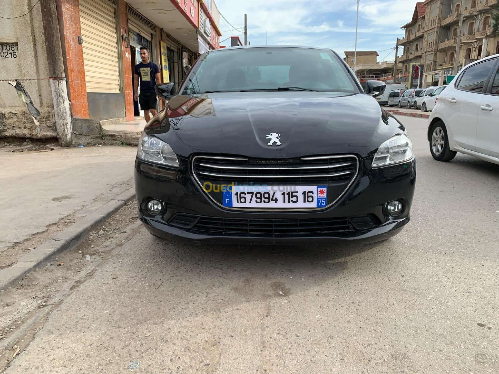 Peugeot 301 2015 pack luxe 