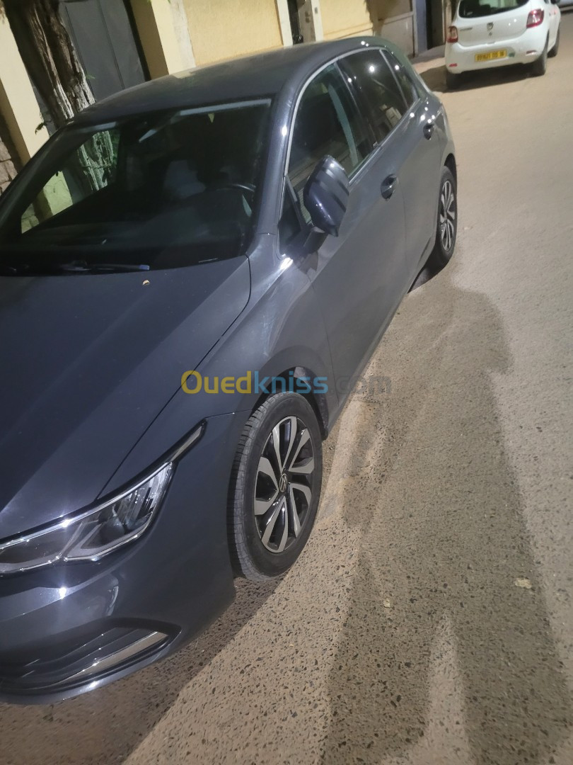 Volkswagen Golf 8 2021 Activ