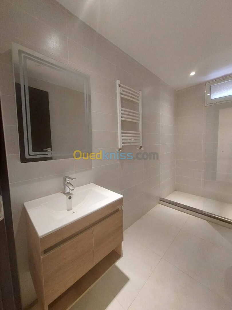 Vente Appartement F5 Alger Bordj el kiffan