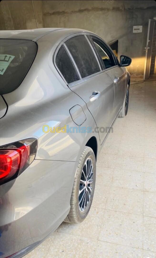 Fiat Tipo 2024 