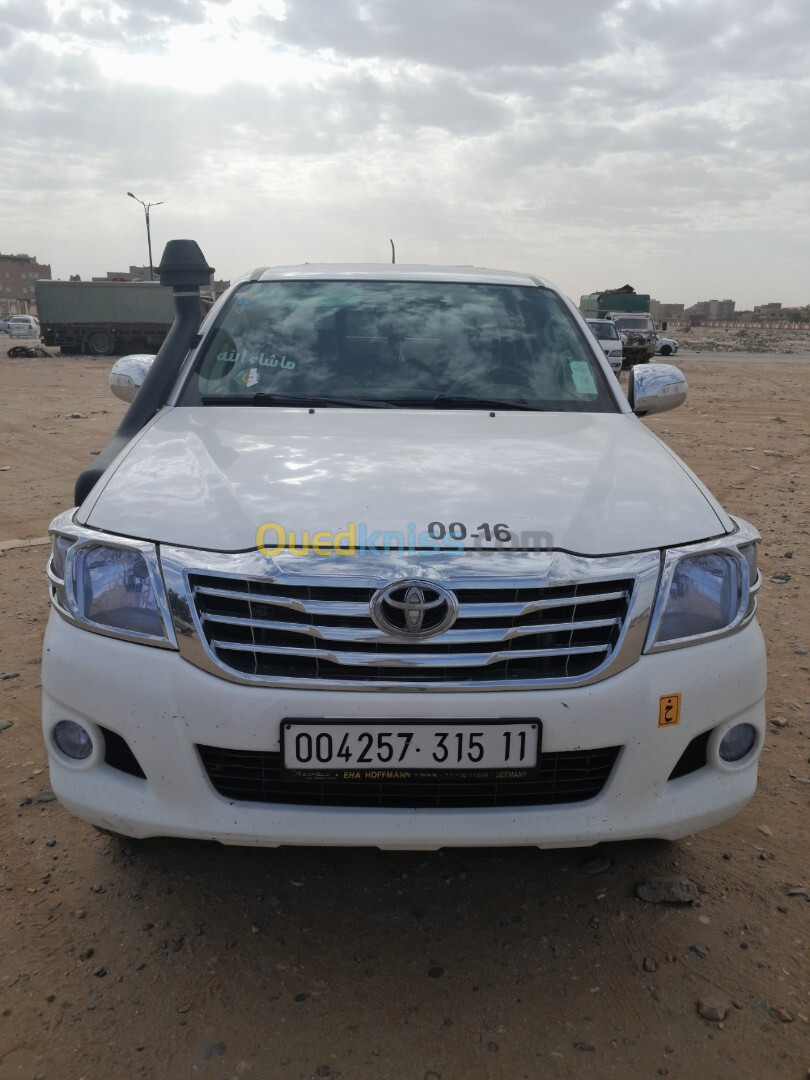 Toyota Hilux 2015 LEGEND DC 4x4